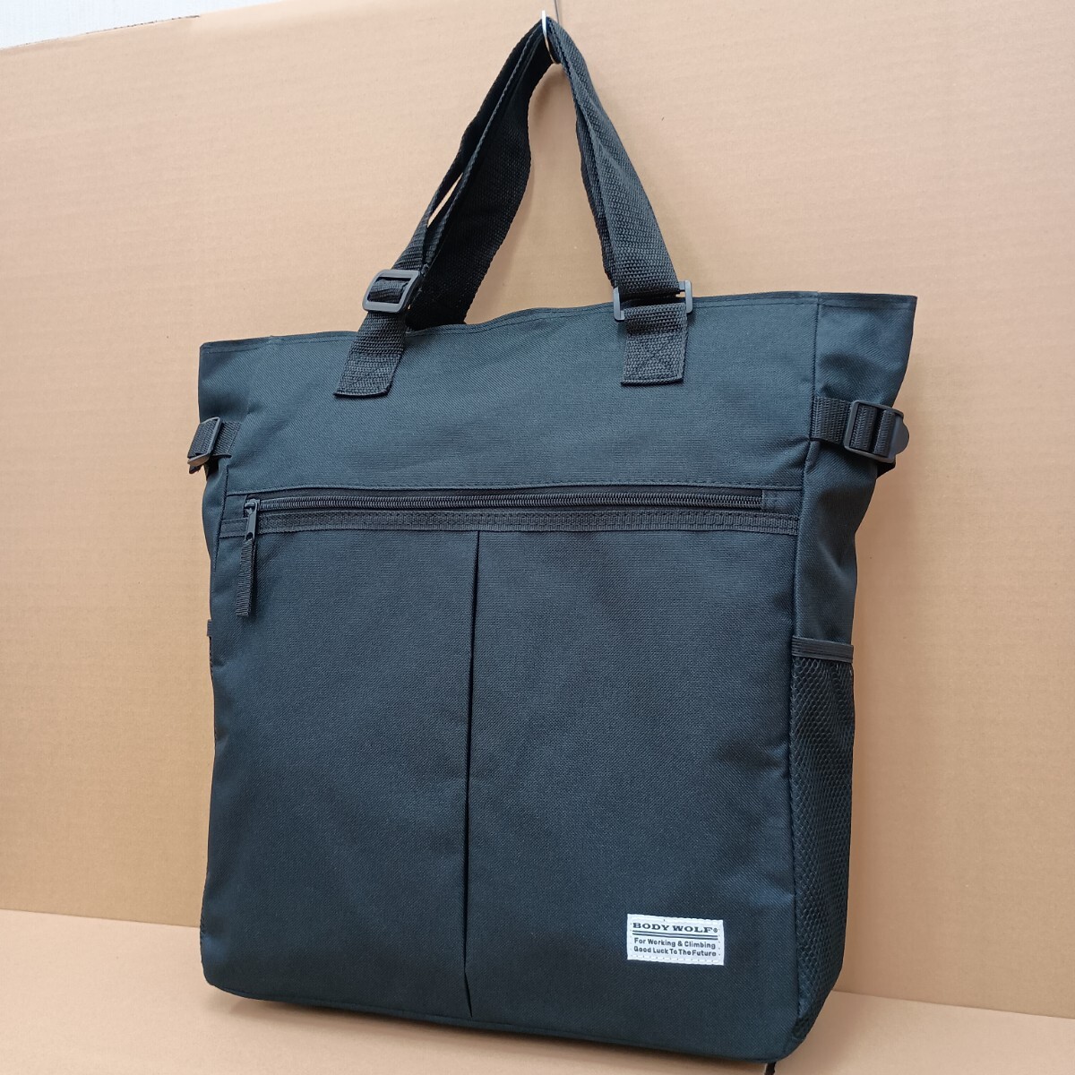 【新品】送料込み トートバッグ 2WAY 大容量 メンズ レディース 手提げ 肩掛け ショルダー スポーツ ジム 通勤通学 ブラック拍卖
