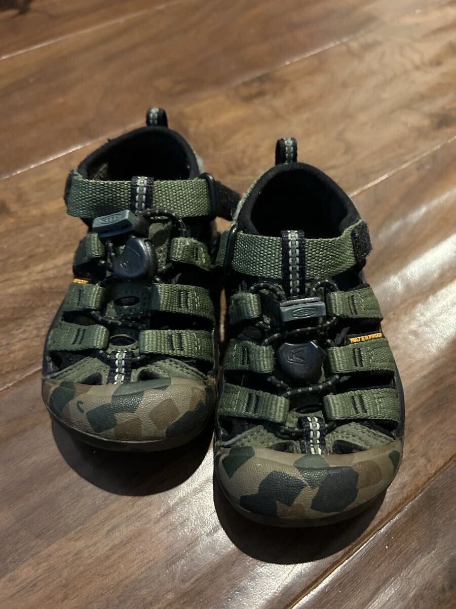 KEEN サンダル キッ 15cm拍卖
