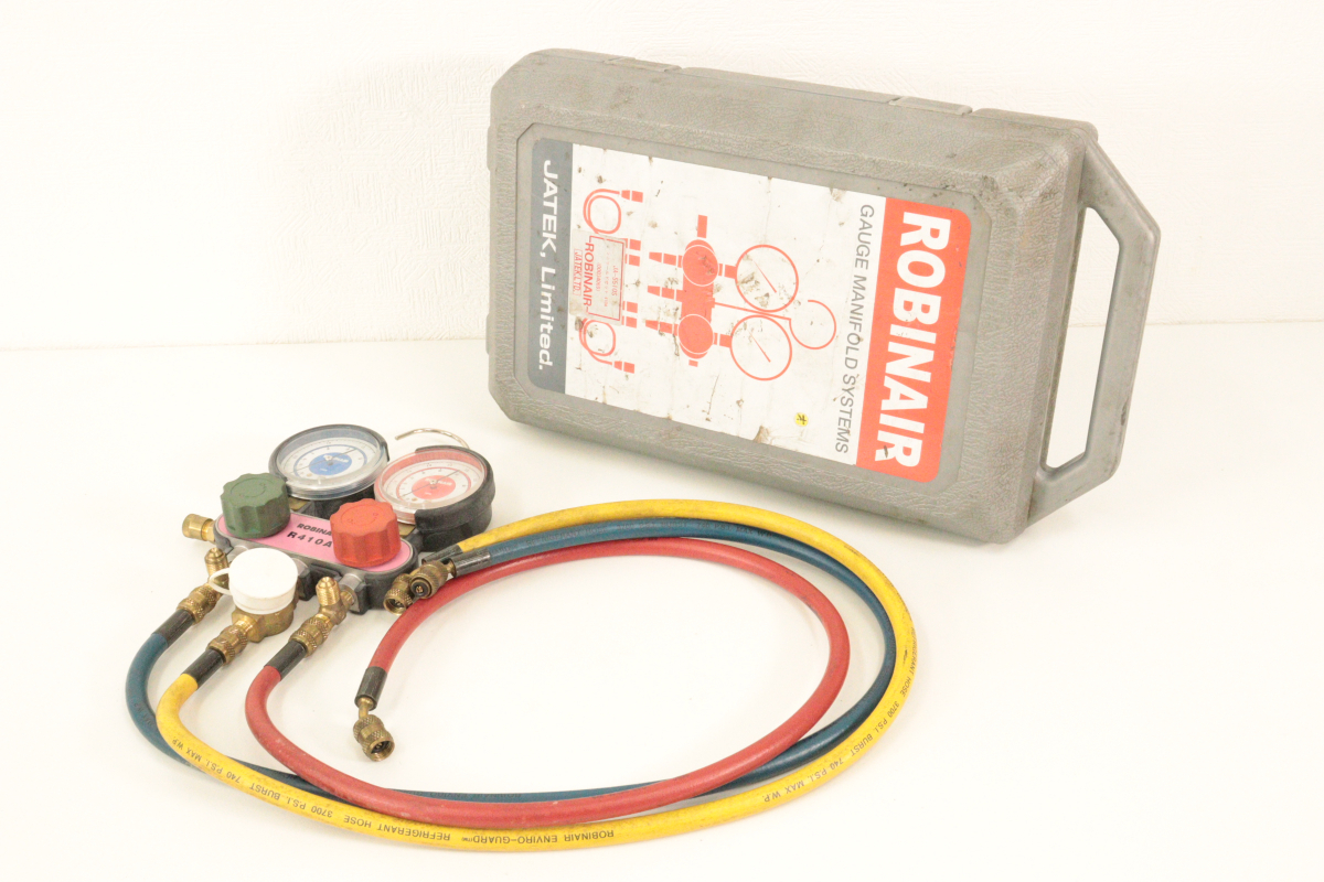 ■ROBINAIR R410A ロビネア ゲージマニホールド ケース付き エアコンガスチャージ機器 測定器 エアコン工具 工具 中古品_IIN_C1029-I007拍卖