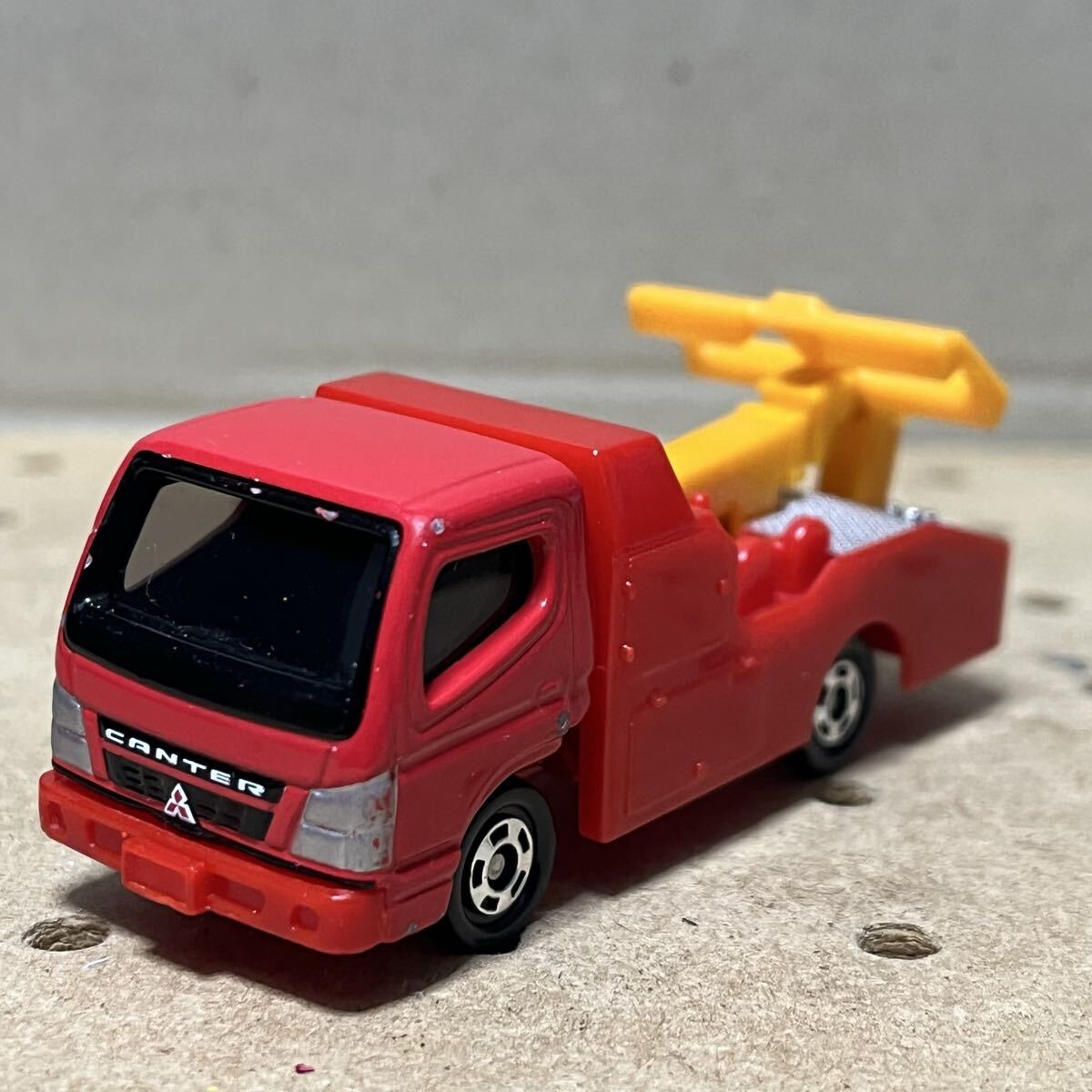 トミカギフト 三菱キャンターレッカー車 絶版 赤系拍卖