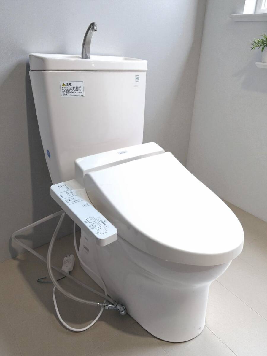 ◇3点セット TOTO トイレ 洋式便器 CS50B SH51BA ピュアレストQR TCF2221E ウォシュレット 2017年製 引き取り歓迎 1023-67 #◇拍卖