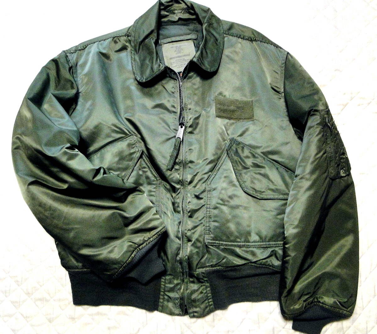 90's デッドストック アルファ Alpha CWU-45/P Made in U.S.A. カーキー フライトジャケット 送料込拍卖