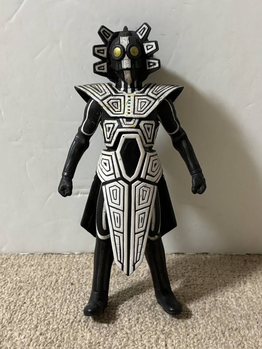2001年 BANDAI バンダイ ウルトラマン 怪獣 ウルトラ怪獣シリーズ 38 ギギ ソフビ人形/ビンテージ レトロ ソフビ 玩具 雑貨/TD拍卖