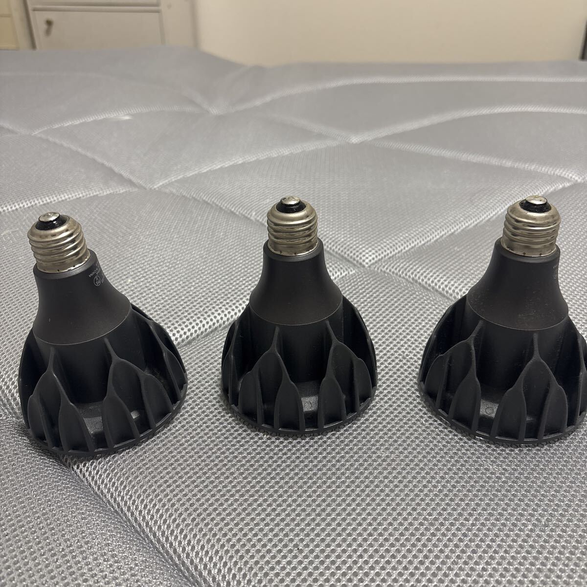 中古品 ヘリオスグリーン LED 3個セット  植物育成ライト LED植物育成ライト拍卖