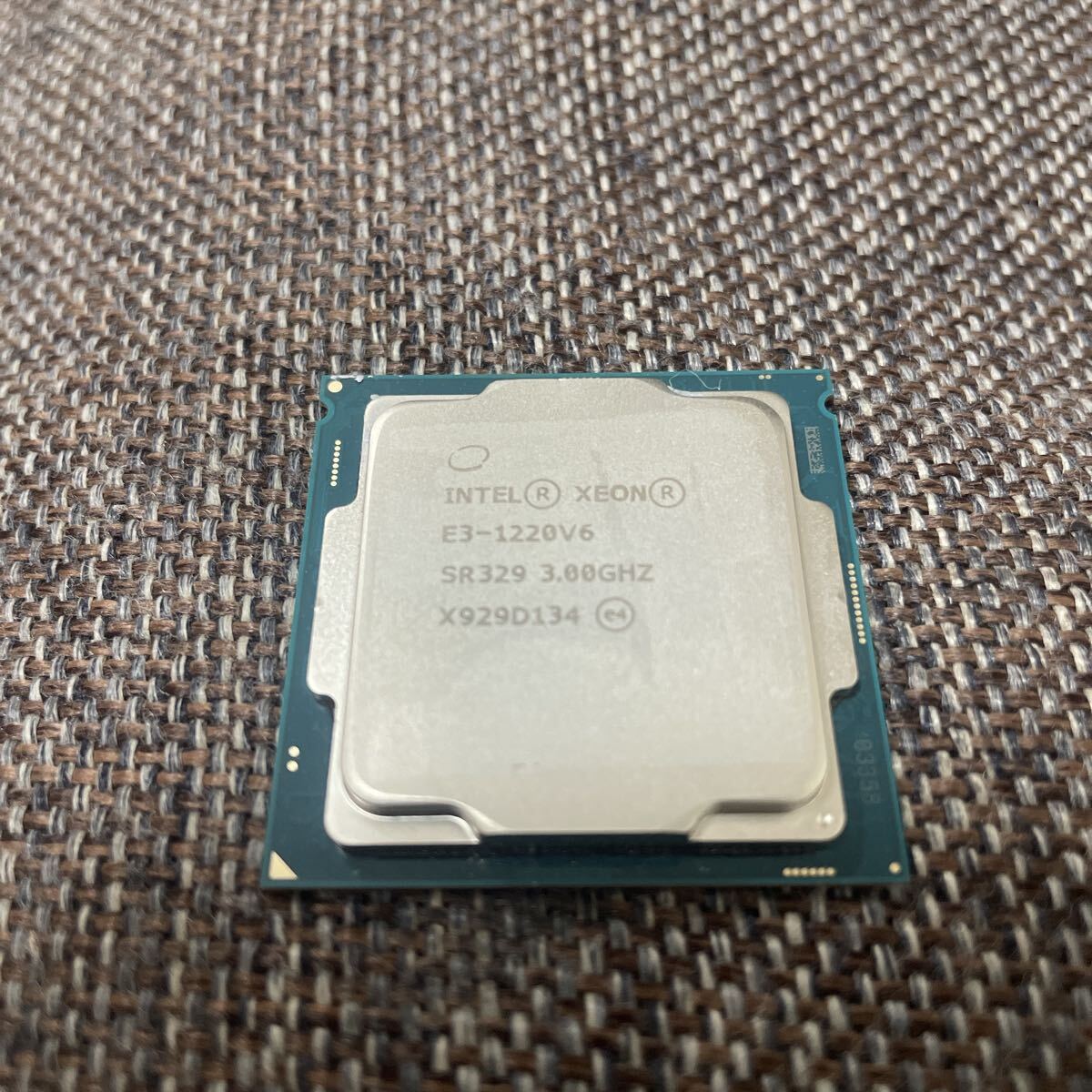 Intel XEON E3-1220 3.00Ghz(SR329)拍卖