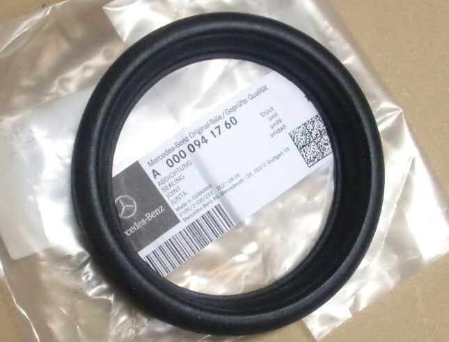 メルセデスベンツW124/500E,E500/119974エンジン用のエアクリーナーケースシール純正部品です。拍卖