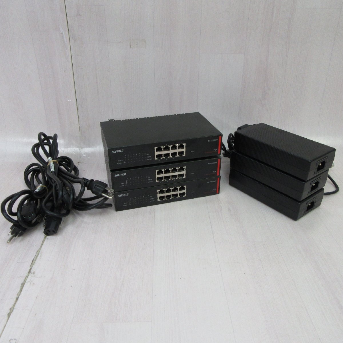 Buffalo BS-GS2008P 3台セット BS-GS20シリーズ 法人向け レイヤー2 Giga スマートスイッチ 動作確認済 ACケーブル付 保証有 CB240拍卖