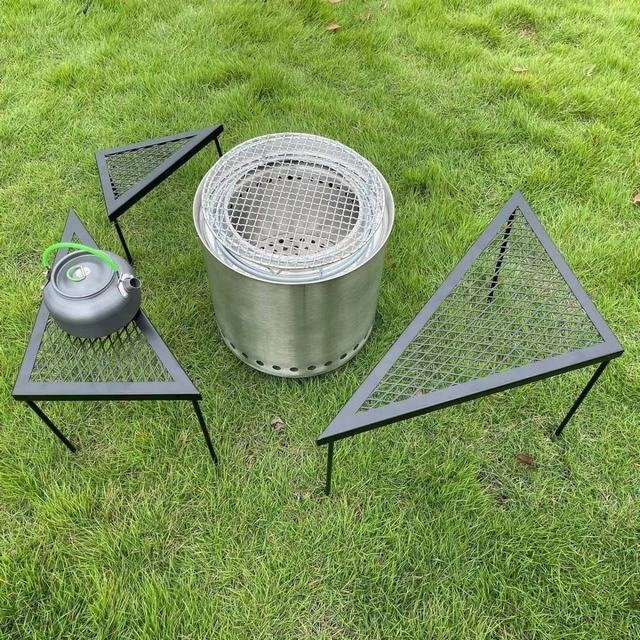 アイアン 焚火ラック 焚き火ゴトク 三角形テーブル 五徳 キャンプ アウトドア BBQ 3点セット 収納ケース付 コンパクト拍卖