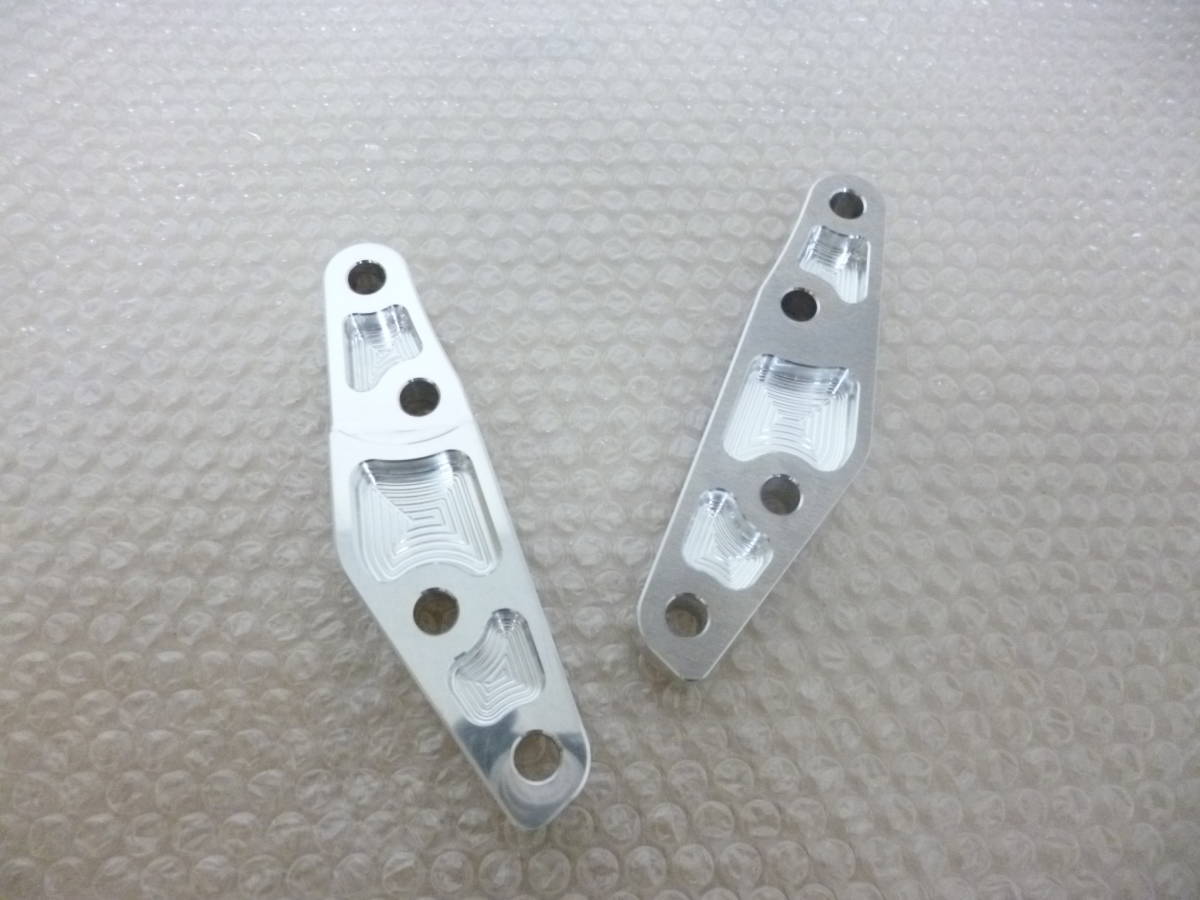 ゼファー1100 オーリンズ正立 ブレンボ40mmピッチ ローター320φ キャリパーサポート左右 ポリッシュ 新品拍卖