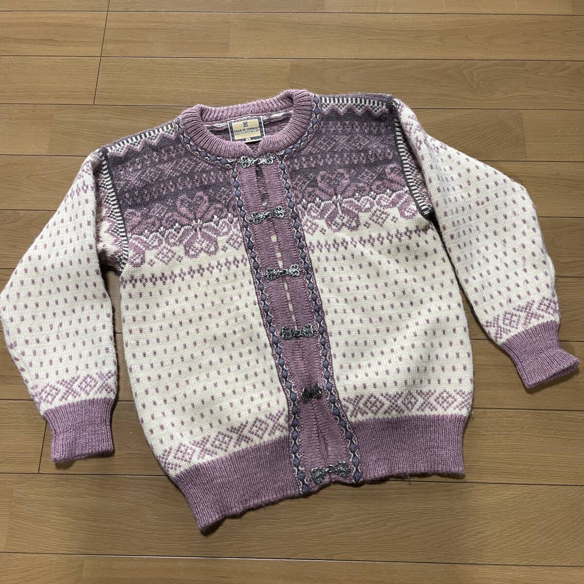 A-3 ●DALE OF NORWAY(ノルウェー製/ビンテージ) サイズ S(日本 L~程度)! ウール(100%)セーター カーディガン 美品●拍卖