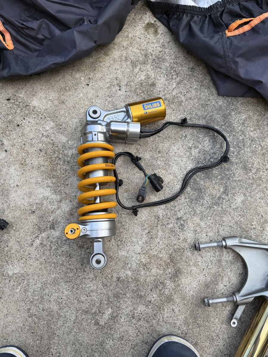 honda ホンダ cbr1000rr sp sc77 オーリンズ OHLINS リアサスペンション リアショック リアサス サスペンション拍卖