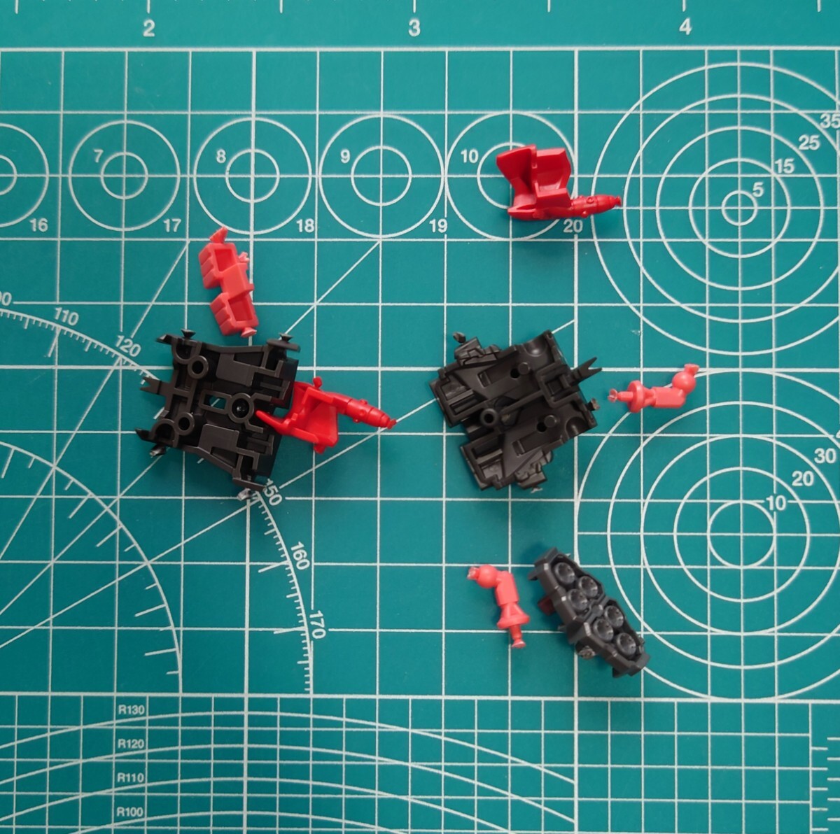 HG 赤いガンダム バックパック拍卖