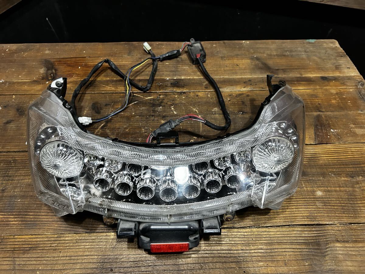 ヤマハ SG15J グランドマジェスティ250 テールランプ 2004年式 LEDエンボステールランプ 実動車外し 破損あり拍卖