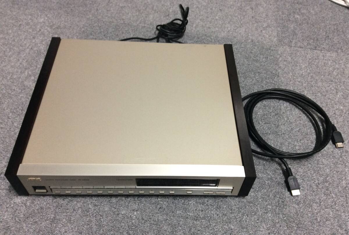 エ48◎【通電のみ確認】AKAI AT-M939 QUARTZ SYNTHESIZER TUNER アカイ チューナー オーディオ機器 現状品 ジャンク品拍卖