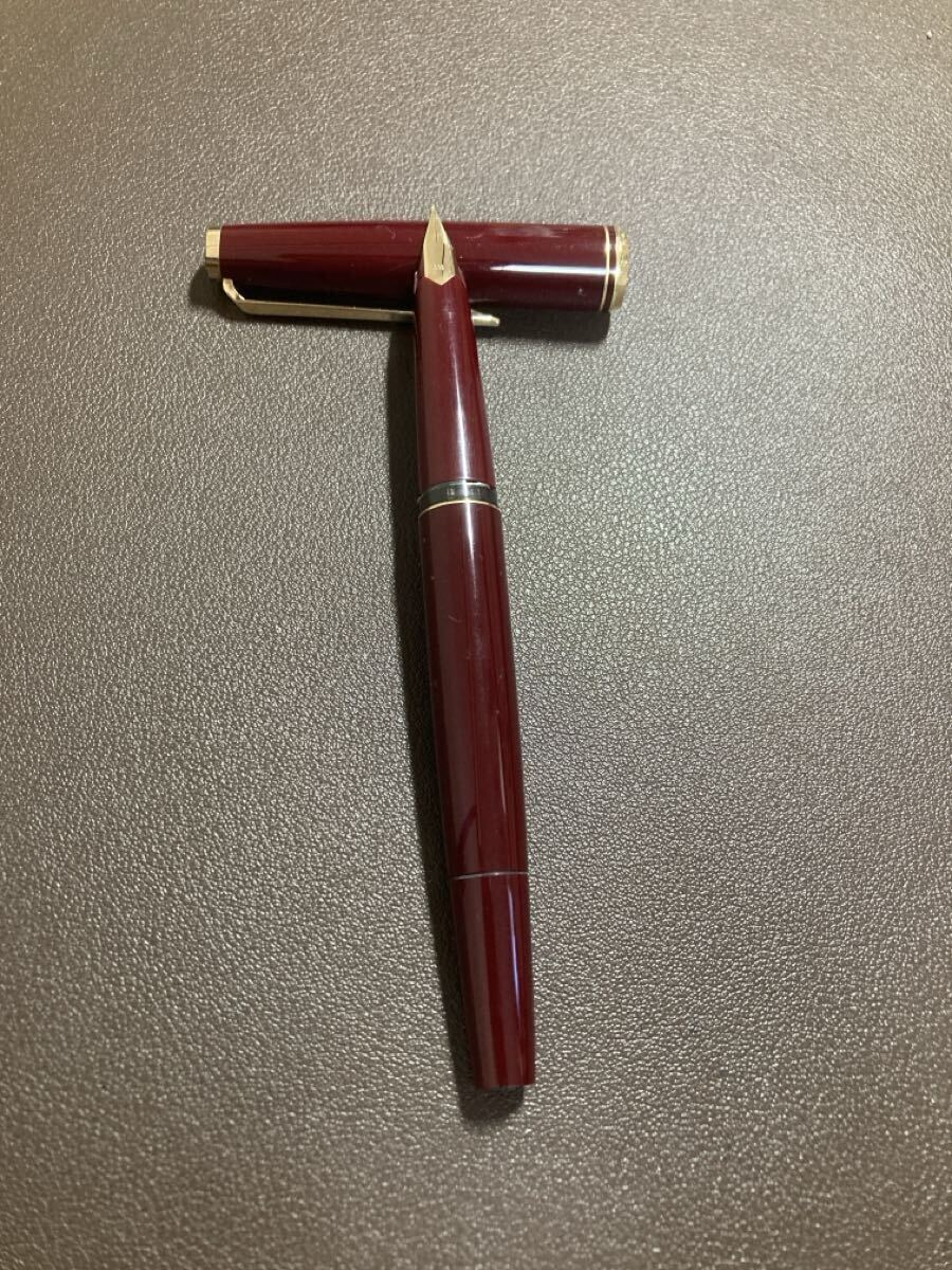 モンブラン 万年筆 MONTBLANC No.221 ボルドー ペン先14K 585拍卖