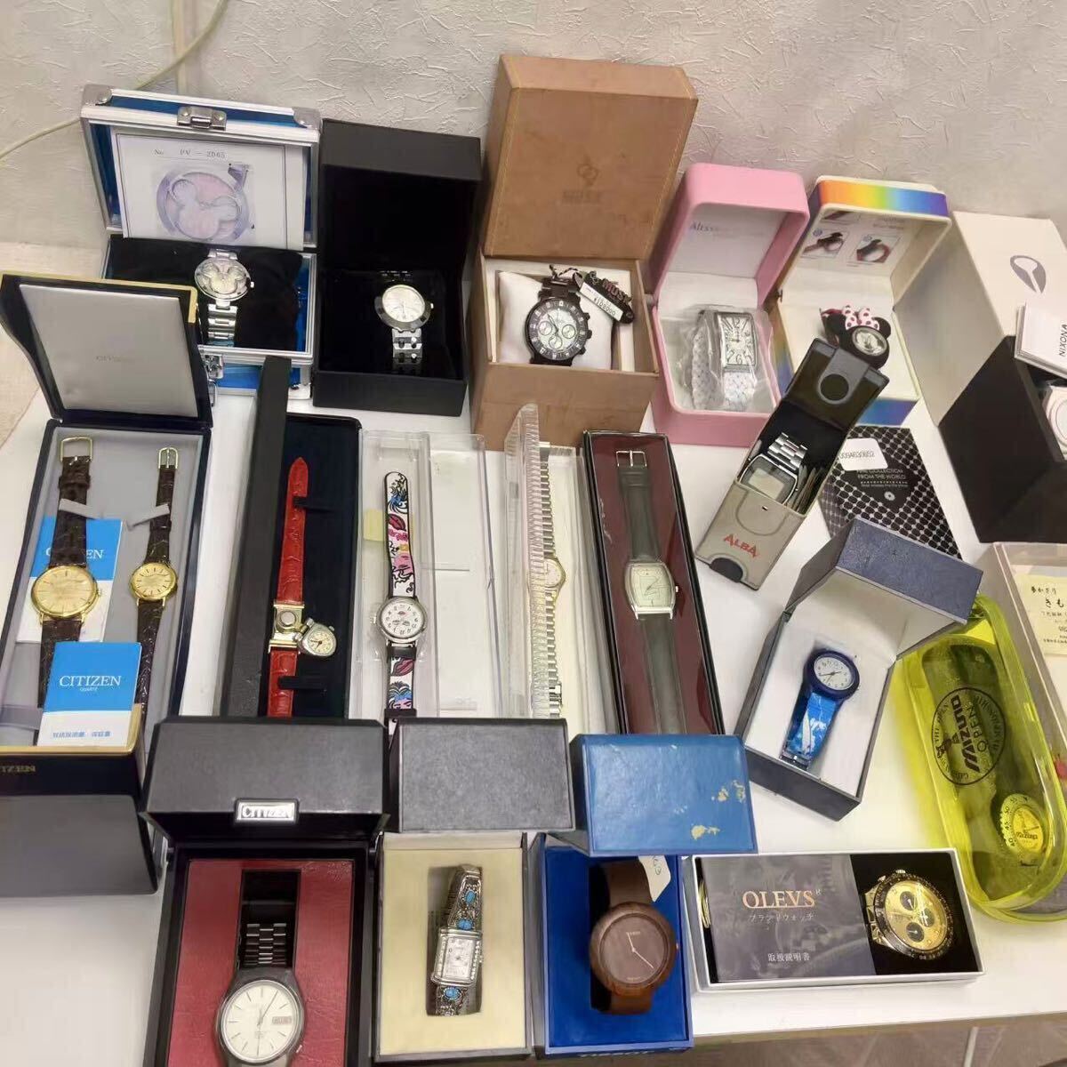 1円 箱付き ケース入り 時計 腕時計 20箱まとめ 大量 未使用品含む SEIKO ALBA/CITIZEN/ダイヤモンド付き ミッキーマウス/MUSK/TISSOT 等 拍卖