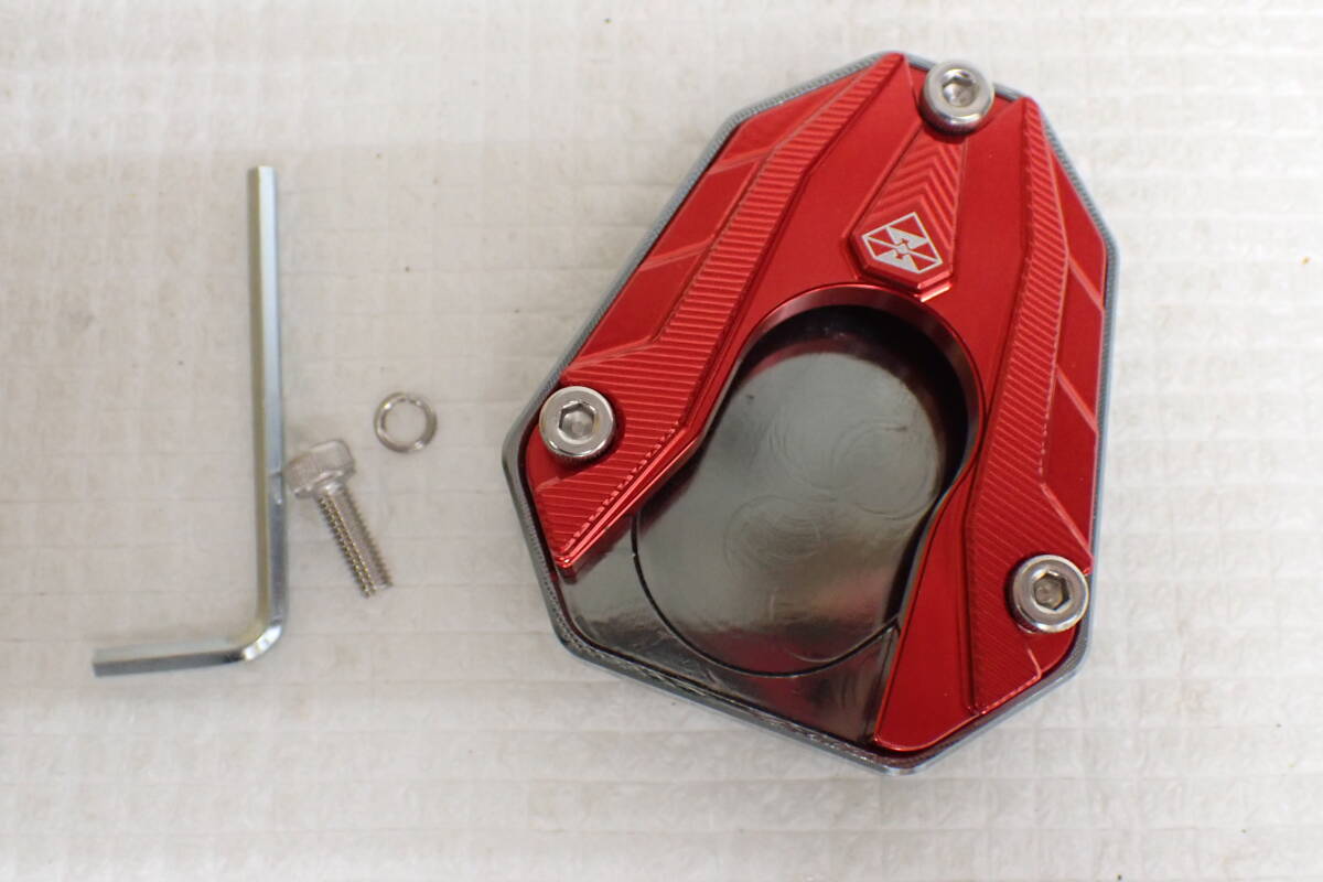 未使用品 カワサキ ニンジャ250 400 2013-2017用 NINJA400 EX250L EX400E サイドスタンドプレート 赤 レッド クリックポスト185円 B1-MA拍卖