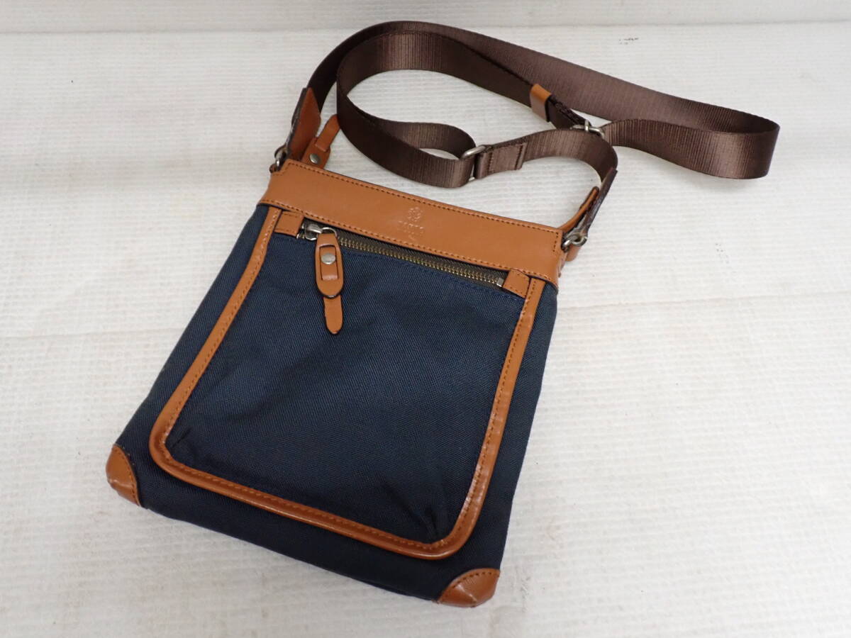 TAKEO KIKUCHI タケオキクチ ショルダーバッグ キャンバス×レザー ネイビー メンズ 定形外郵便全国一律660円 G8-MA拍卖