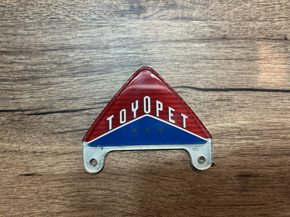 トヨタ クラウン RS RSD トランク エンブレム RS20 トランクエンブレム 観音 トヨペット 観音クラウン 初代クラウン レストア バッジ RS21拍卖