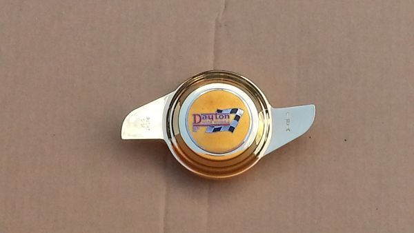 デイトン ワイヤー ゴールド チップ ノックオフ ゼニス タワー インパラ NOS チップ ボム トリプル コンビ クローム エングレービング拍卖