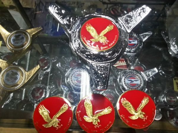 ゼニス ZENITH チップ ノックオフ タワー デイトン インパラ NOS ワイヤー エングレービング トリプル DAYTON ボム ゴールド コンビ 拍卖