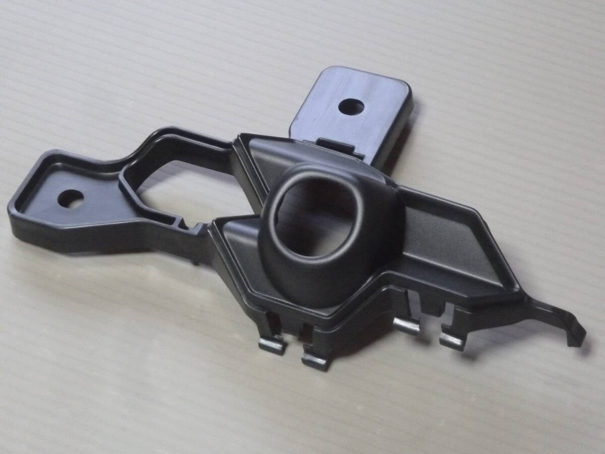 スイフトスポーツ ZC33S スズキ純正 フロントグリルカバー カメラ有り用 新品拍卖