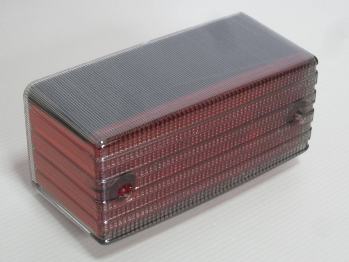 Z1000R Z1100R GPZ750F Z750GP Z400GP カワサキ純正 テールレンズ サイドリフレクター無し 新品拍卖