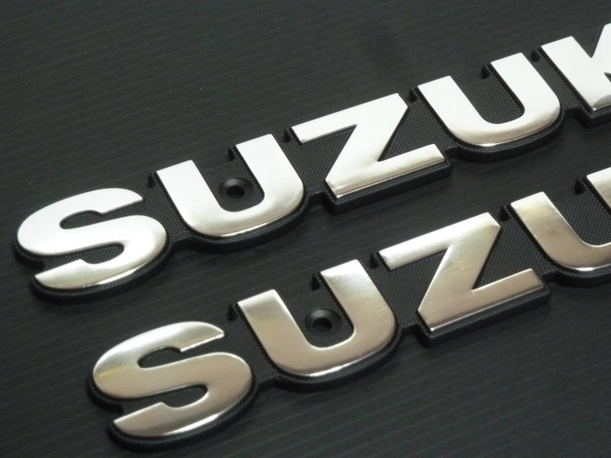 クロネコゆうパケット GS400 GSX400E スズキ純正 タンクエンブレム 左右セット シルバー 新品 GS550/750/1000拍卖