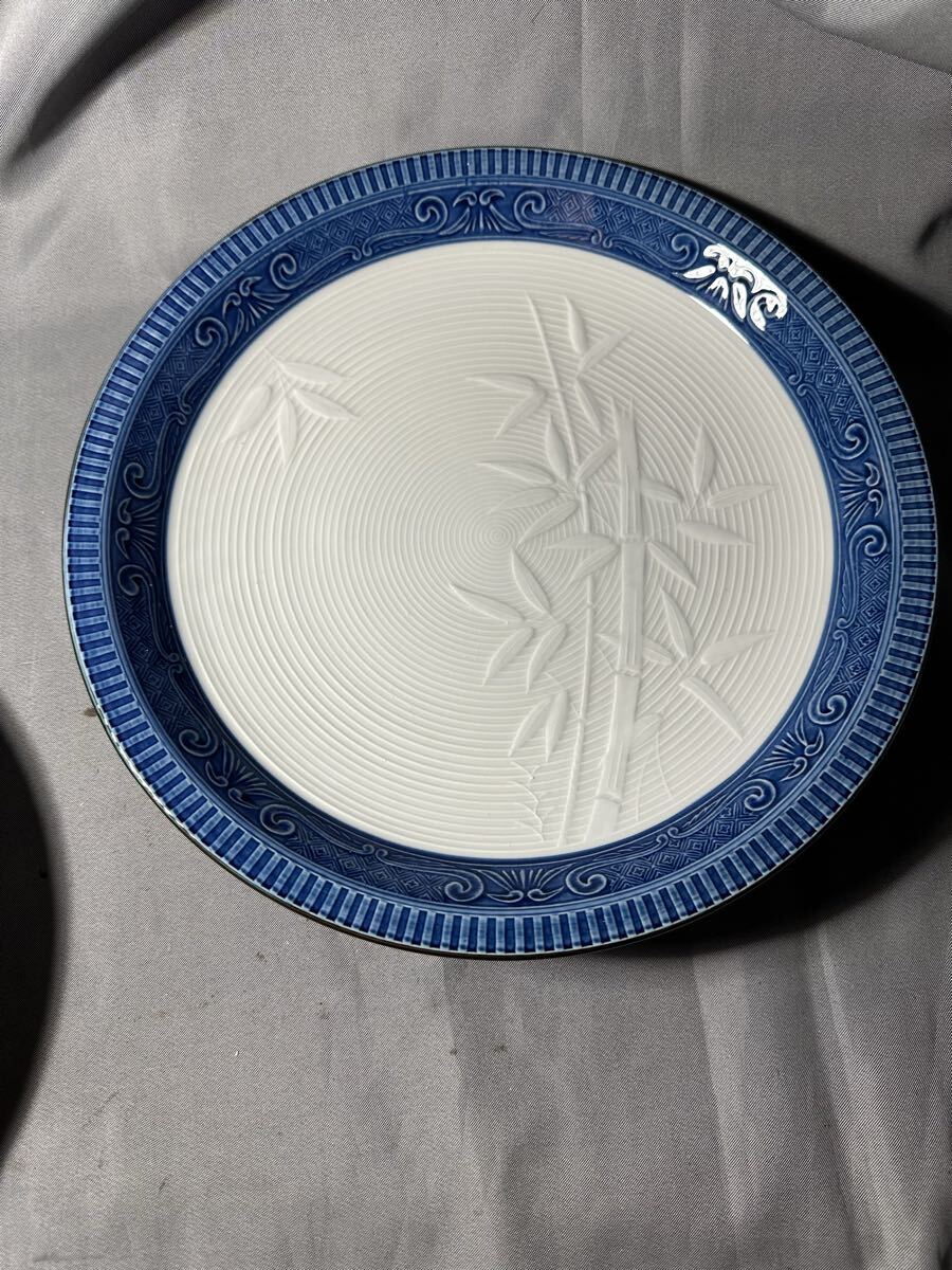 大皿 有田焼 萬泉 萬泉窯 昭和レトロ 大皿 盛り皿 飾り皿美品 スタンド付き 箱ない拍卖