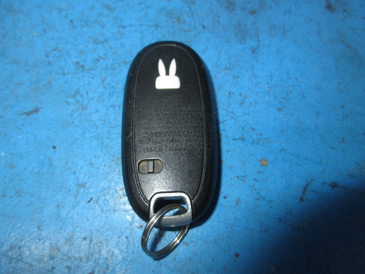 スズキ アルトラパン HE22S スマートキー キーレス 鍵 2ボタン 中古品 (K拍卖