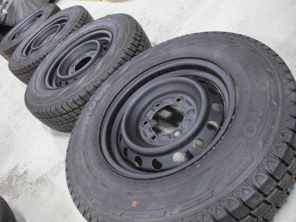 バリ山/22年製/195/80R15 107/105L LT ハイエース200 レジアス キャラバンE25 キャラバンE26 NV350 スタッドレス拍卖