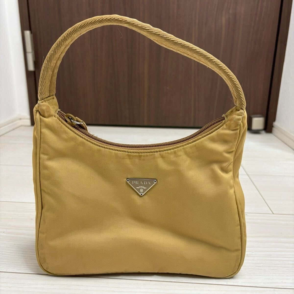 プラダ PRADA ハンドバッグ ミニバッグ アクセサリーポーチ 三角ロゴ ナイロン拍卖