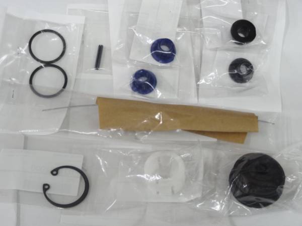 ヴィヴィオ/ビストロ/T-TOP シフトリンケージ O/H キット KK3/KK4/KW3/KW4/KY3 スバル拍卖