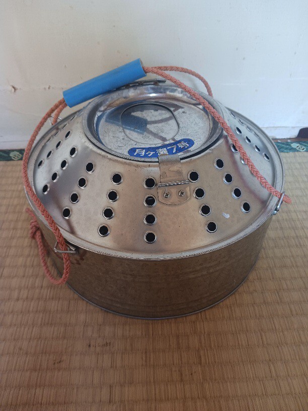 おとり缶 狩野型?レトロ アンティーク ビンテージ 鮎釣り 友釣り 着払い発送 送料落札者様負担拍卖