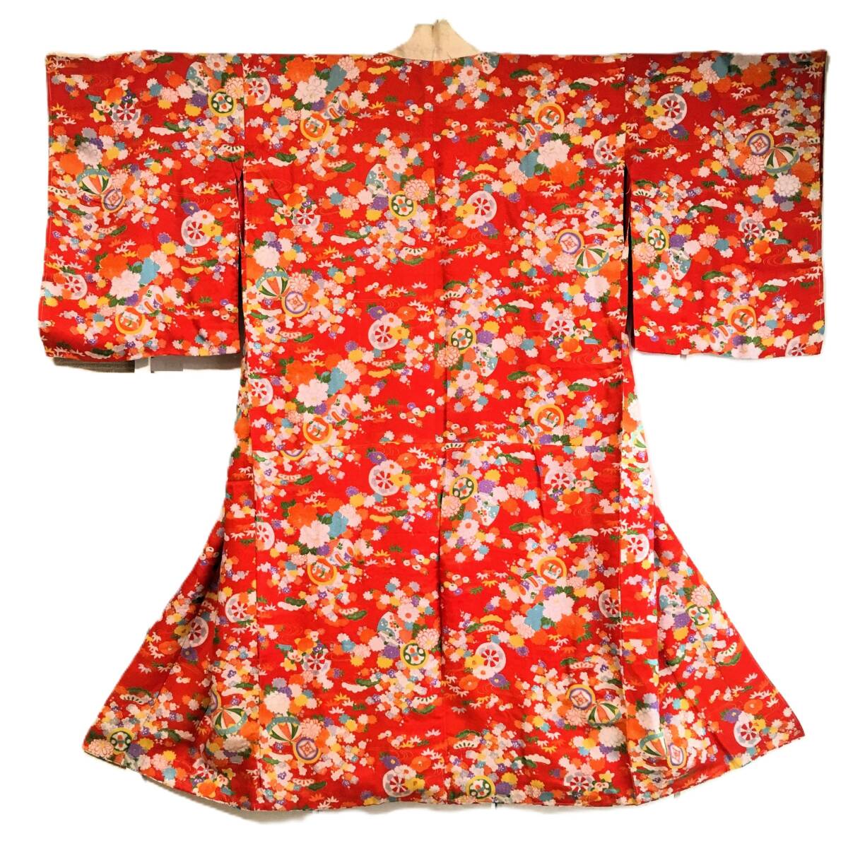アンティーク・ビンテージ 長襦袢 昭和レトロ 花柄 正絹 リメイク 材料 古布 古裂拍卖