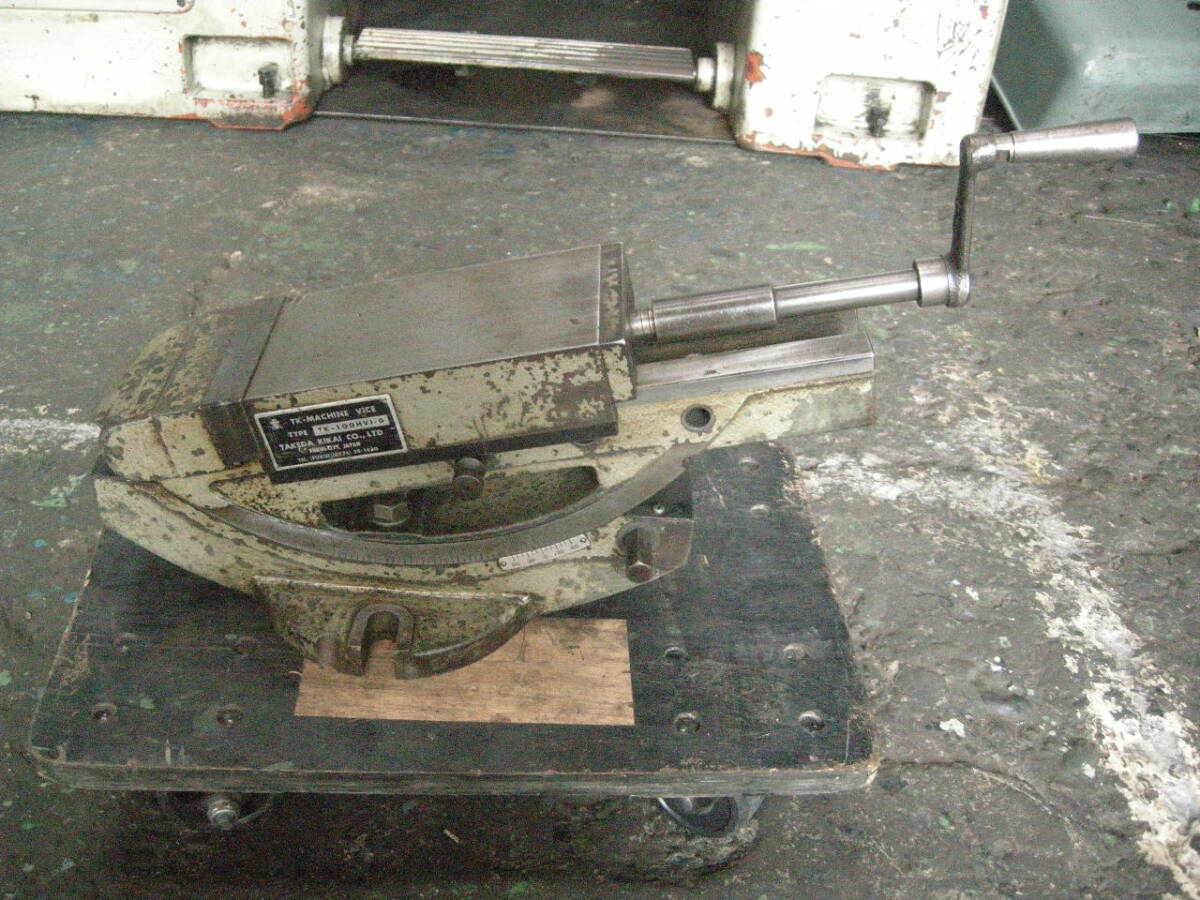 s27 中古 タケダ 傾斜 油圧マシンバイス 口金巾100 25kg 引取り希望拍卖