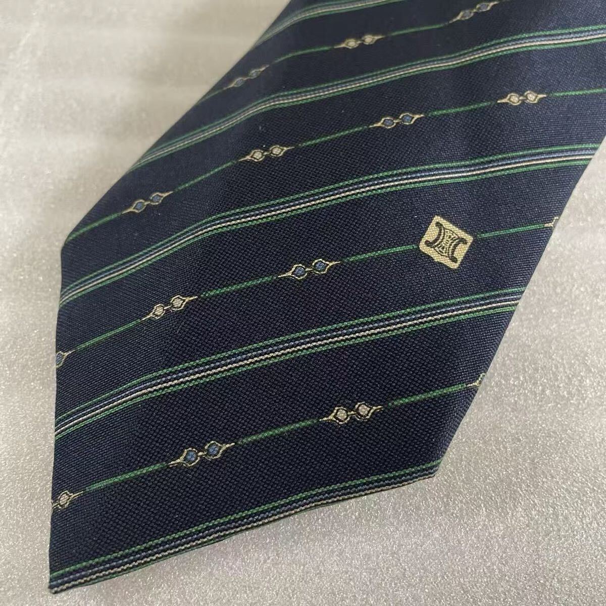 CELINE セリーヌ silk100% ネクタイ ストライプ柄 ネイビー系拍卖