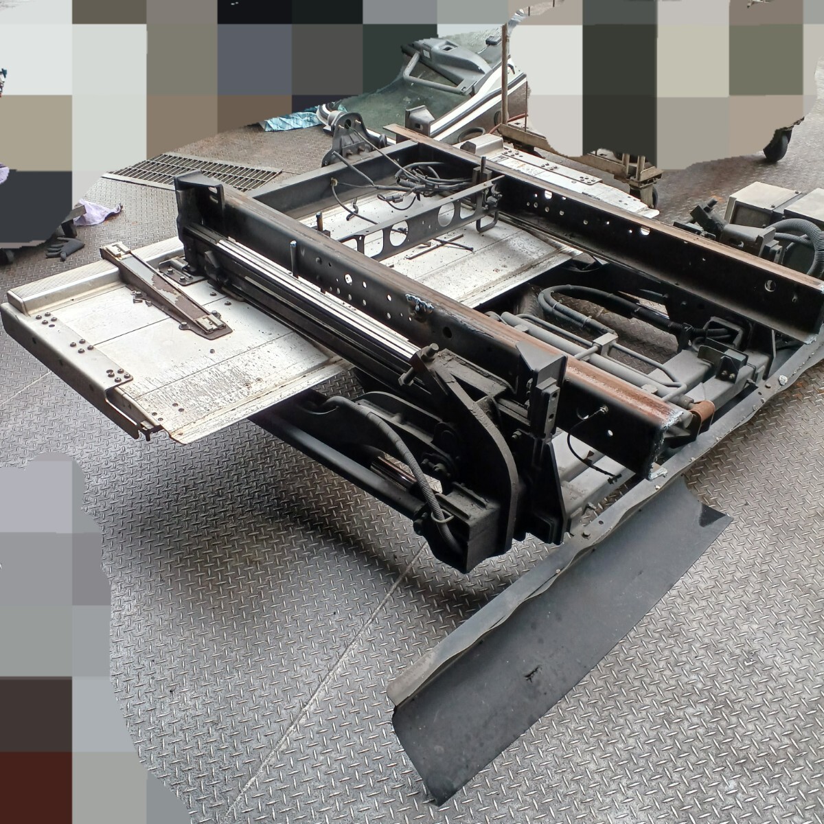 トラック用 格納式パワゲート  新明和 パワーゲート一式拍卖