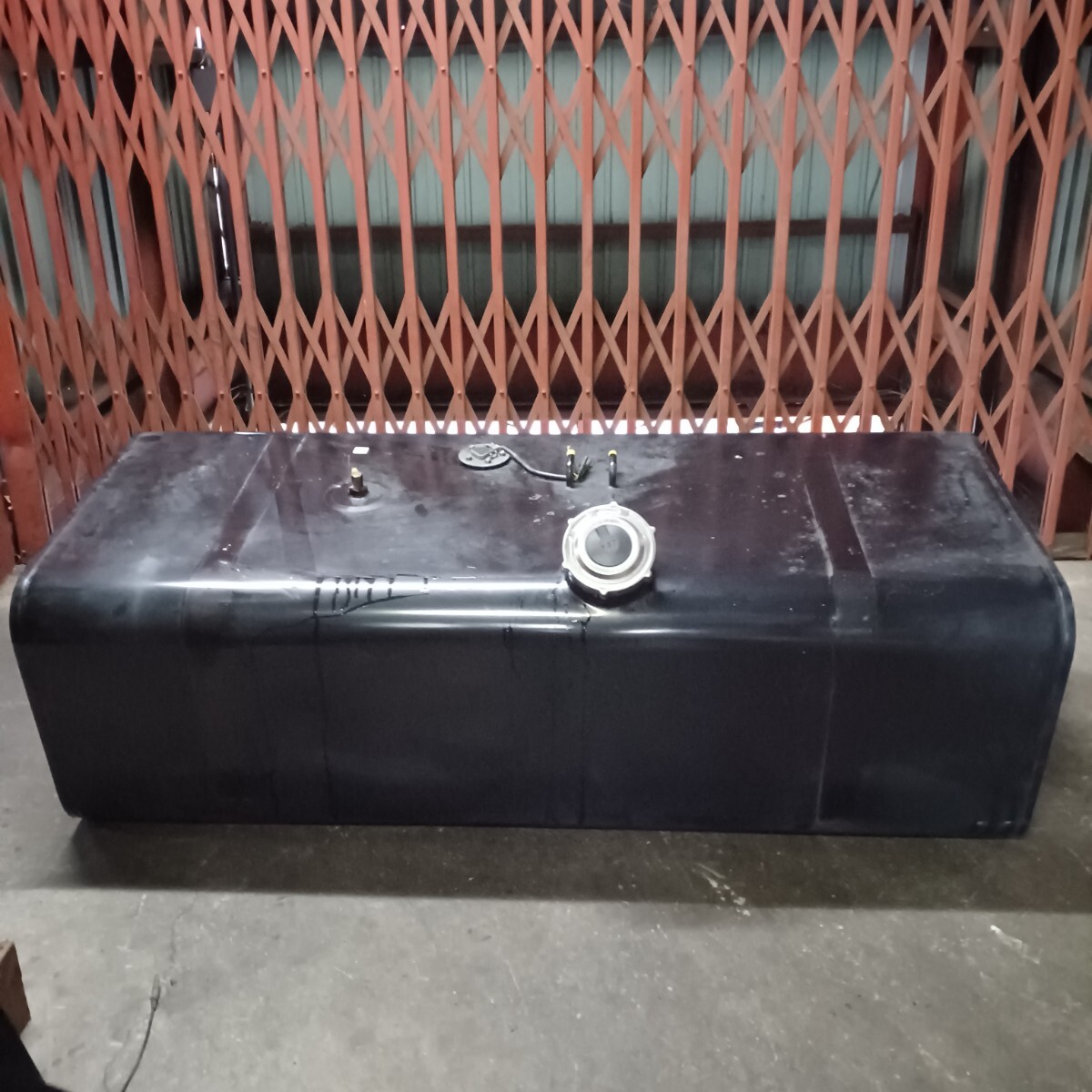 ディーゼル、軽油 燃料タンク 200L  大型商品の為個人宅配送不可 拍卖