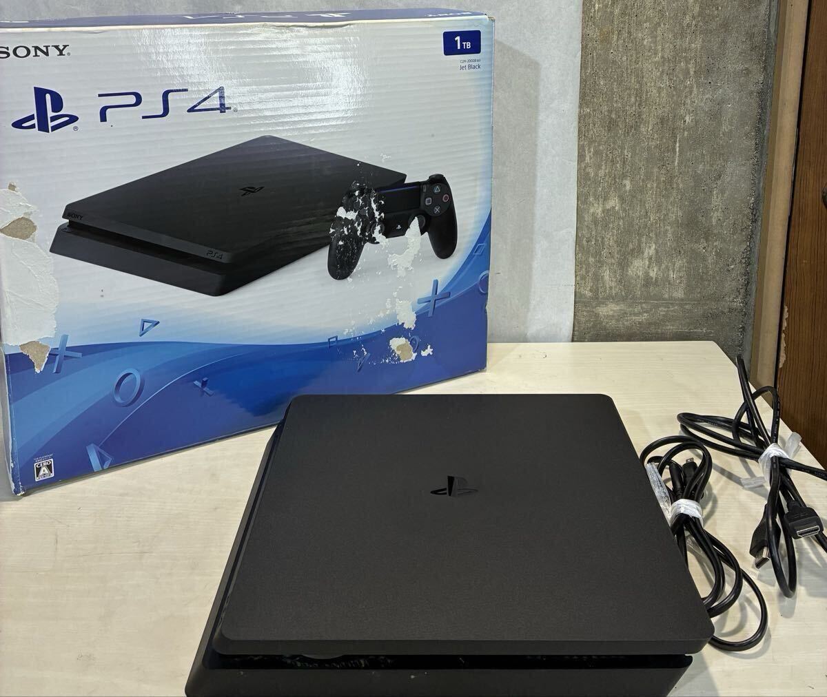 ☆ SONY ソニー PS4本体 1TB CUH-2000B PlayStation4 プレステ4 プレイステーション4 ①拍卖