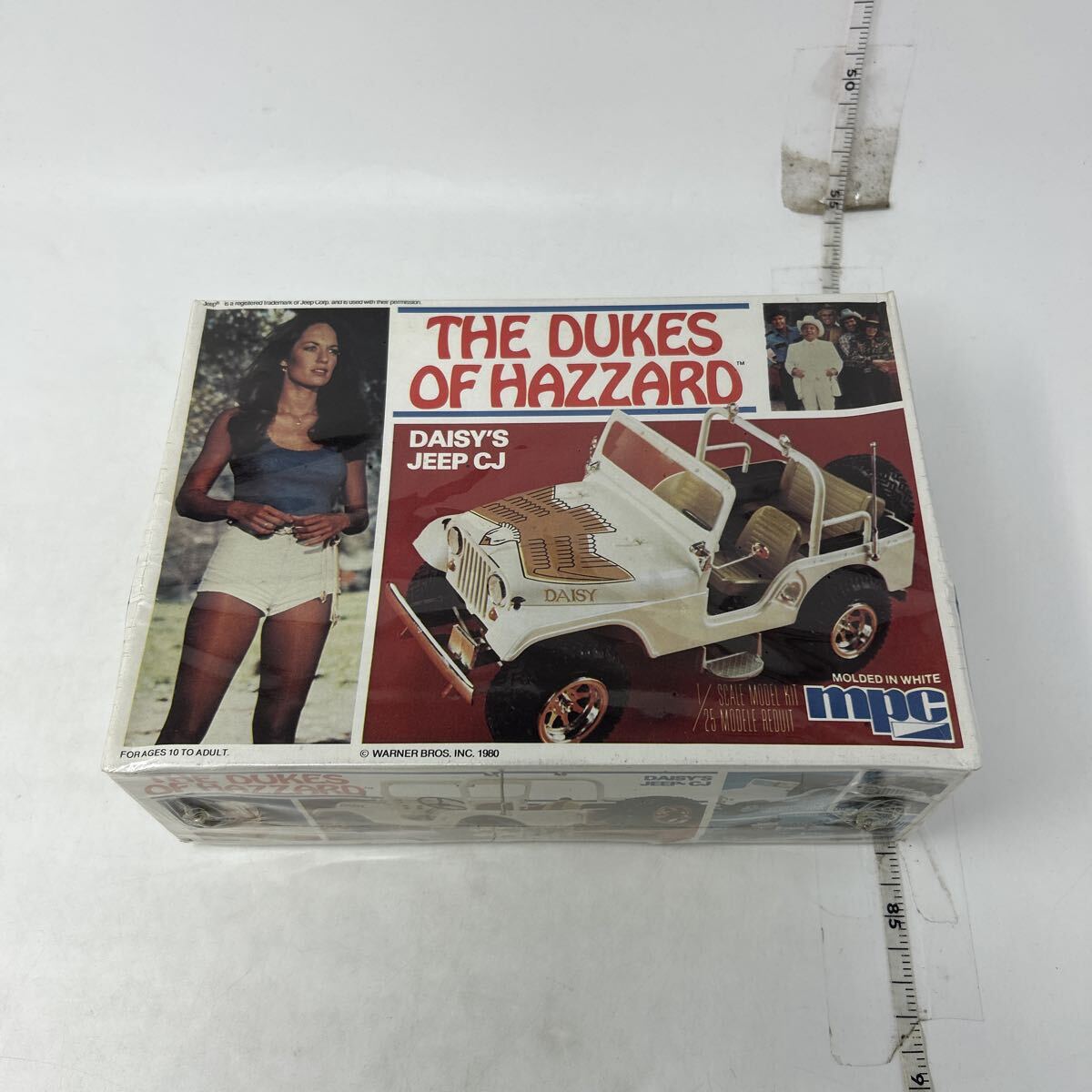 未使用 mpc 1/25『THE DUKES OF HAZZARD』DAISY'S JEEP CJ 94012201T拍卖