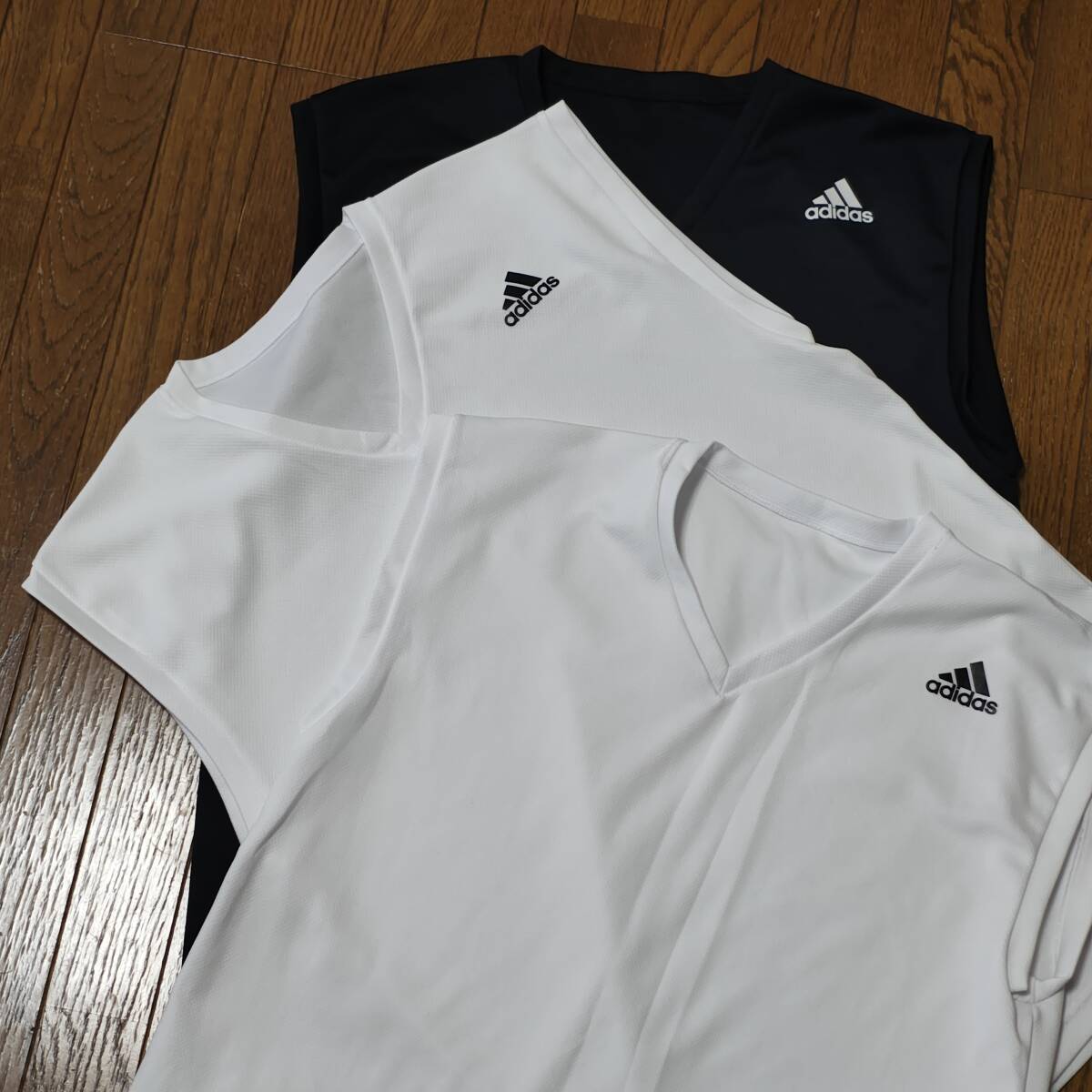 adidas ノースリーブ タンクトップ Tシャツ? 美品拍卖