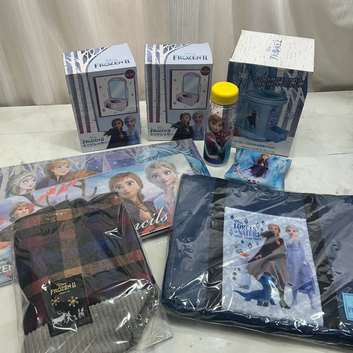 &OG& 未開封品 アナと雪の女王 グッズまとめ トートバッグ 色鉛筆 エコバック ミニドレッサー キャビネット 等 アナ雪 &H-251038拍卖