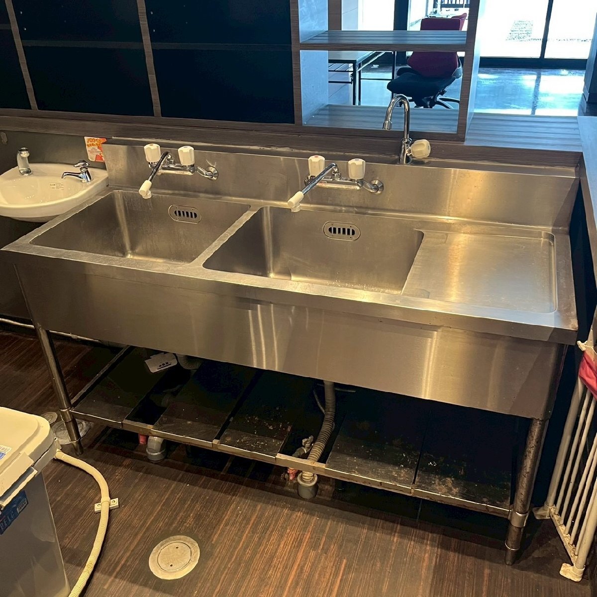 %OG% ソイルドシンク 中古品 W1200×D450×H800 BG厚み30高さ90 ステンレス二槽シンク 厨房 厨房設備 %T-251015拍卖