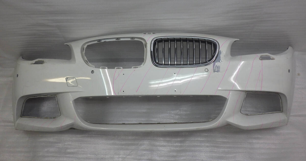 F10 F11 5シリーズ Mスポーツ純正フロントバンパー BMW 5111 7905289 白拍卖