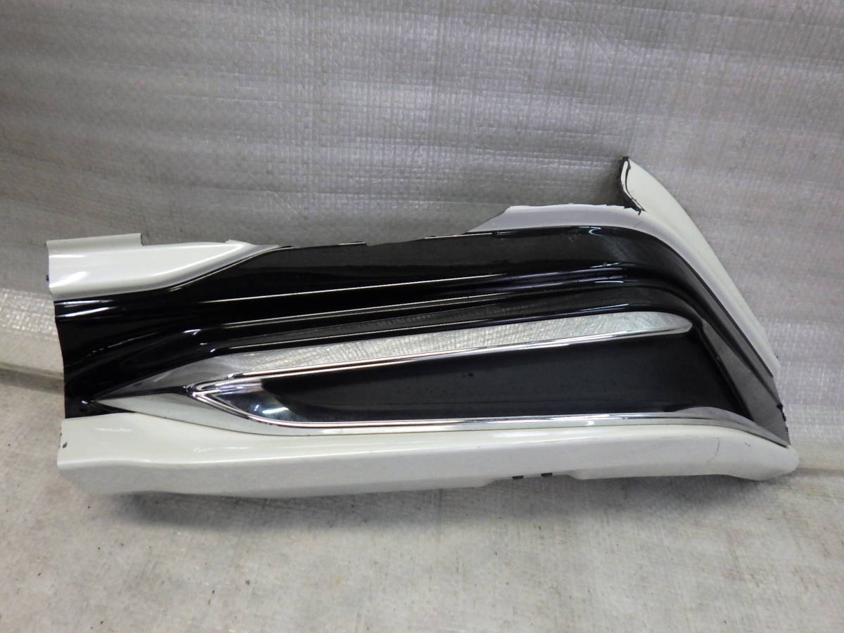 Ω モデリスタ製 ZVW52プリウスPHV純正エアロリアスポイラー部品取り メッキ ガーニッシュ右 リヤ 右側拍卖