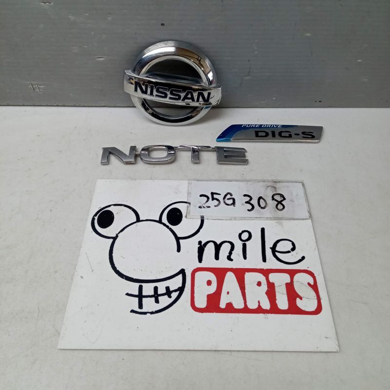 E12 ノート 純正 ゲートエンブレムセット 1A3-7-3/25G308*同梱不可拍卖