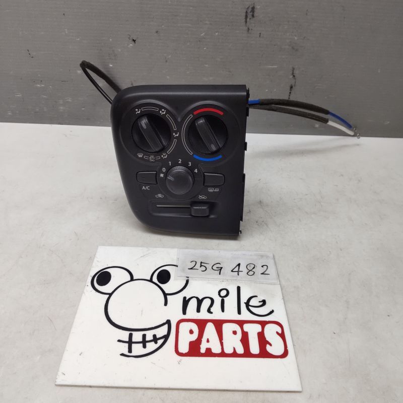 DA17V エブリィ 純正 エアコンスイッチパネル 1A1-18-1/25G482*同梱不可拍卖