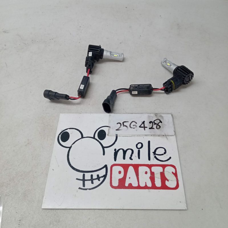 ZRR75W/ZRR70 ヴォクシー 社外 フォグバルブ HB4(RG 542) 1A1-12-4/25G428*同梱不可拍卖