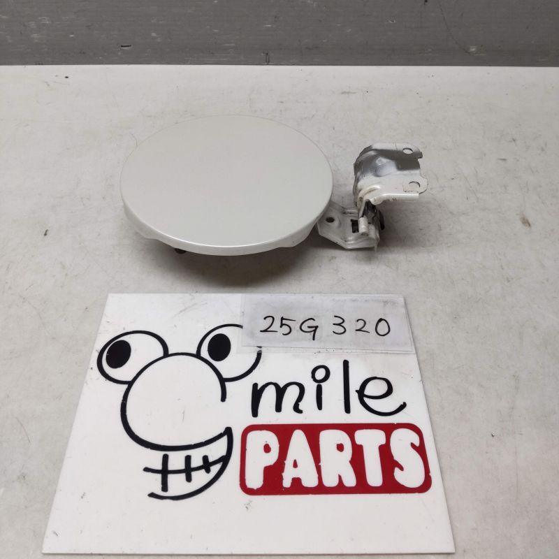 ZVW30 プリウス 純正 フューエルリッド 1D1-13-6/25G320*同梱不可拍卖